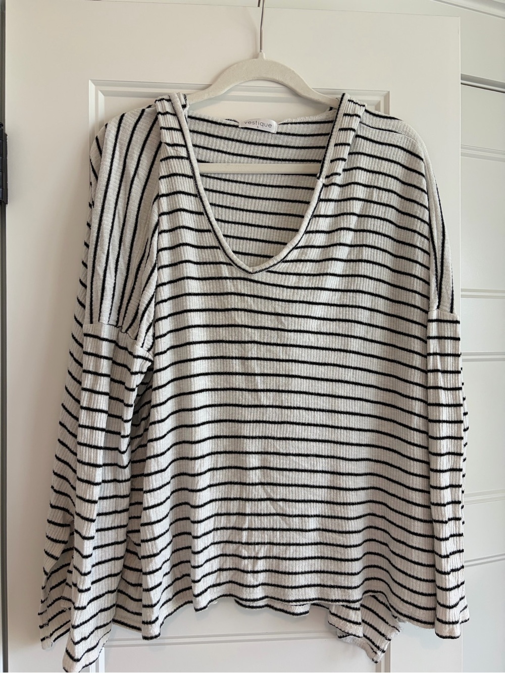 vestique Black & White Striped V-Neck Hooded Knit Top